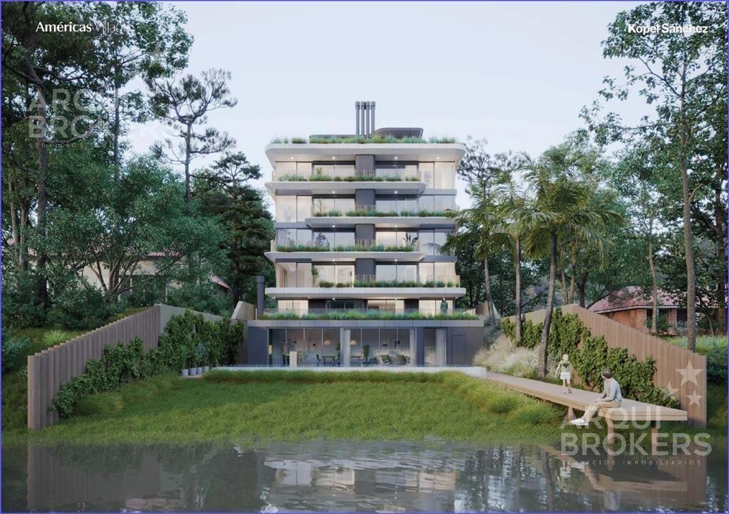 Apartamento de tres dormitorios en venta en Parque Miramar