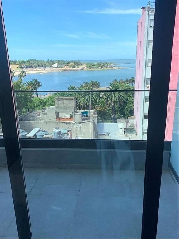Venta Apartamento con Renta Parque Rodó Vista Monoambiente