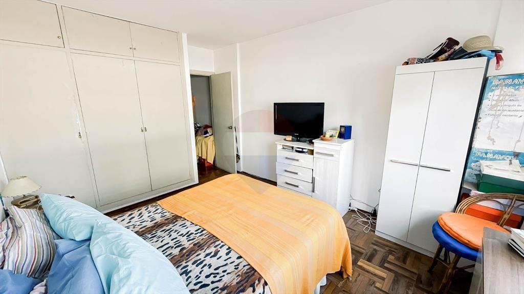 VENTA APTO CORDON 2 DORM Y COCHERA