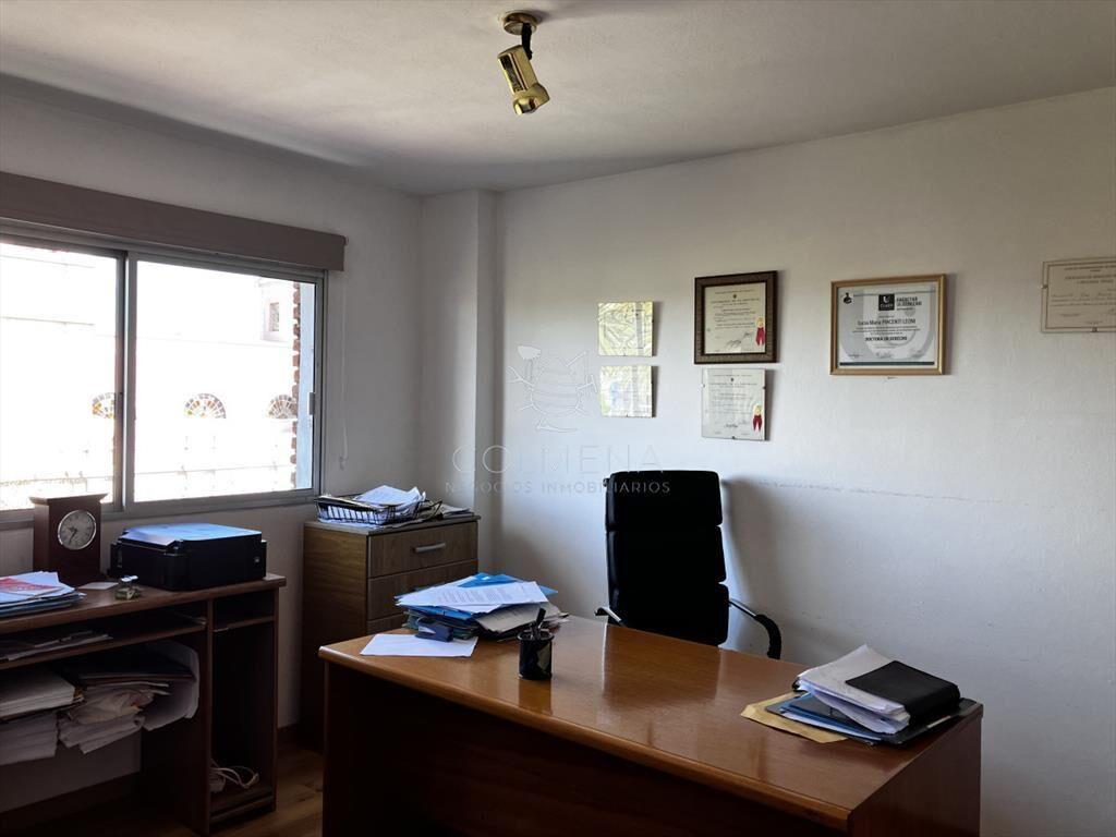 Apto 3 dormitorios, 2 baños en venta