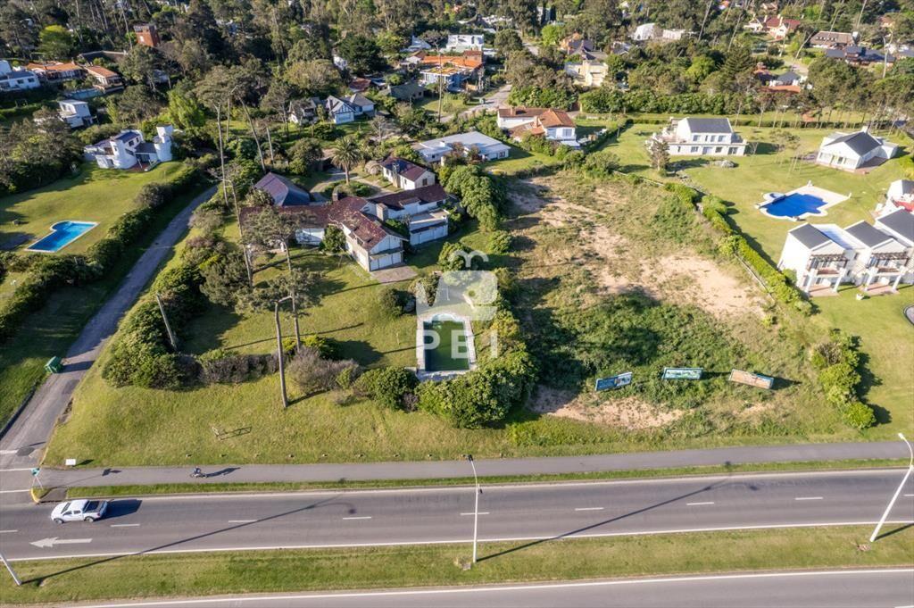 Lote Frente al Mar en La Mansa, Punta del Este -