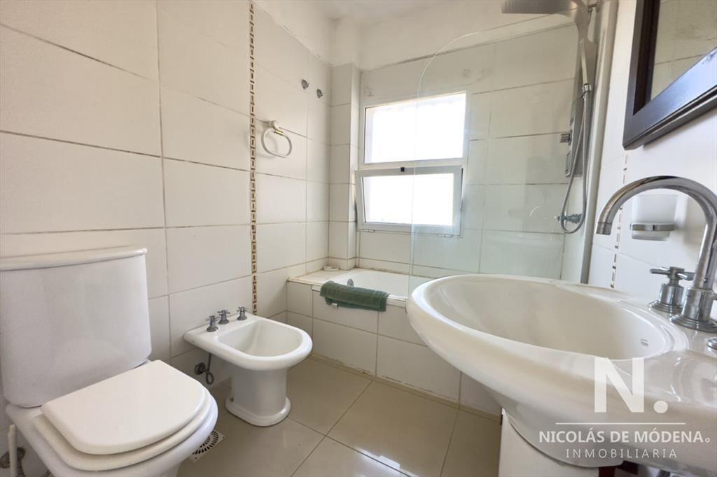Alquiler apartamento de 3 dormitorios en Manantiales