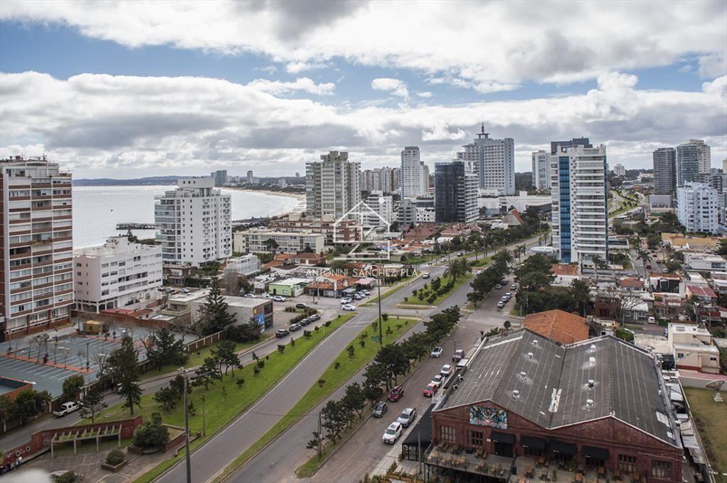 Increíble apartamento excelente vista al mar. Torre Imperi