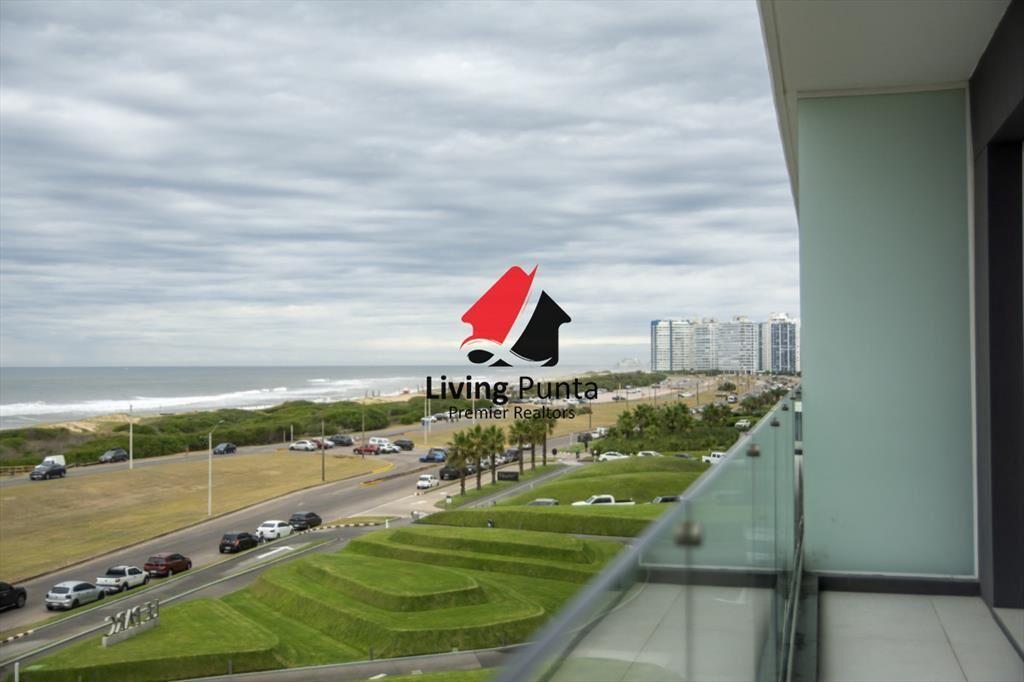 Vistas panoramicas de Playa Brava, Departamento 3
