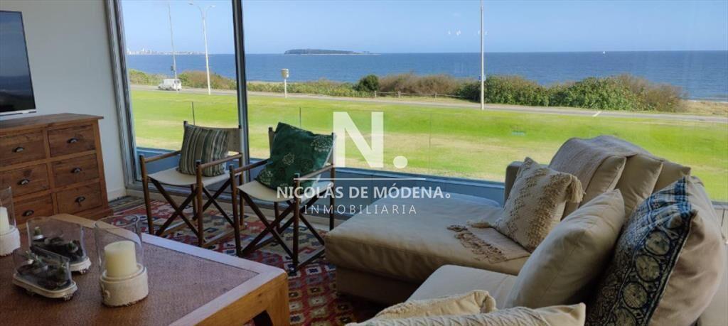 Vende apartamento en Mansa, Punta del Este de 3