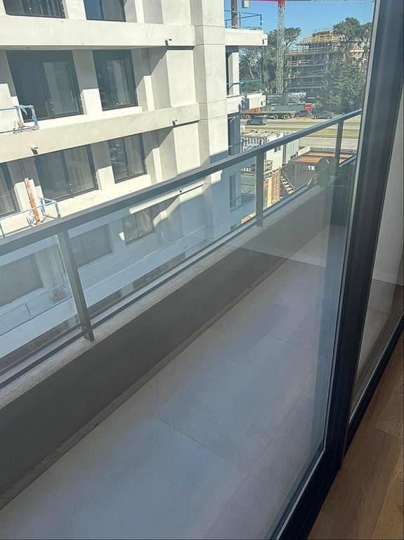 Venta Apartamento Carrasco Este 1 Dormitorio 1 Baño Garaje