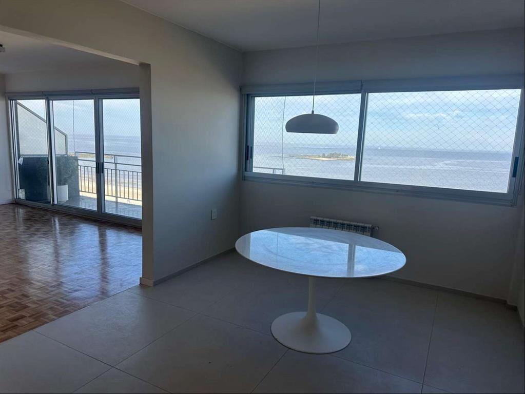 Rambla Malvín, apartamento en alquiler, 3 dormitorios, 2 ba