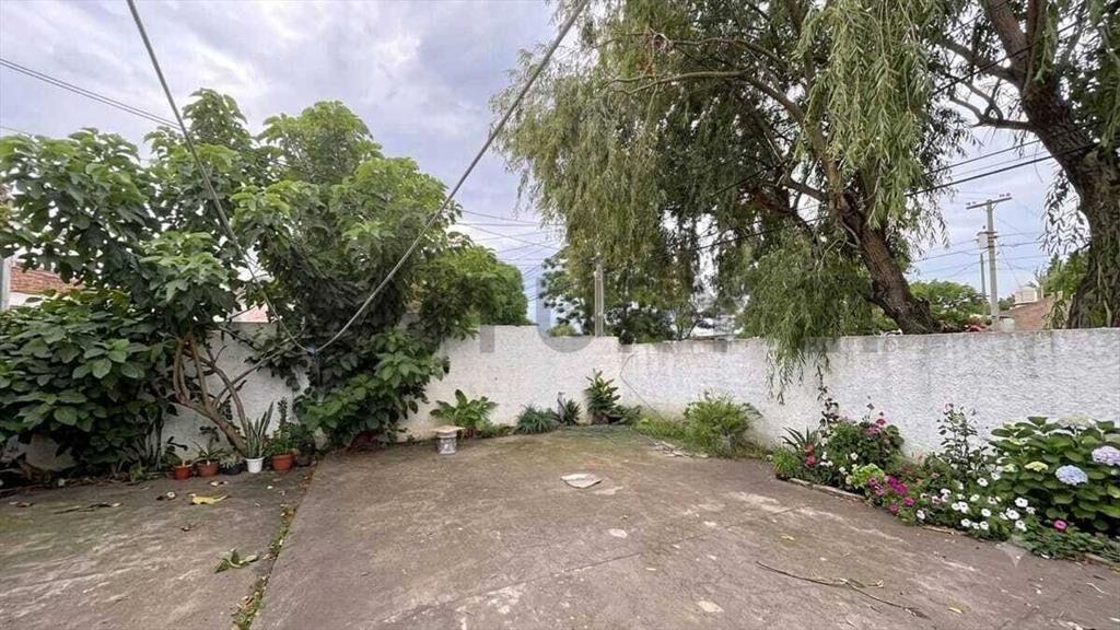 Venta 2 Casas mismoPadrón/Predio para otra/cochera/Sin Ga...