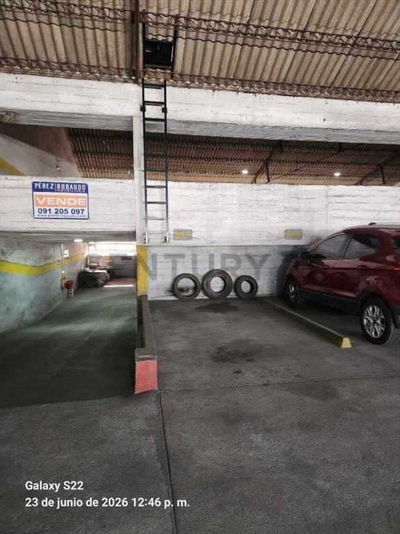 VENTA COCHERA, CENTRO ubicación estratégica y de alta Dem...