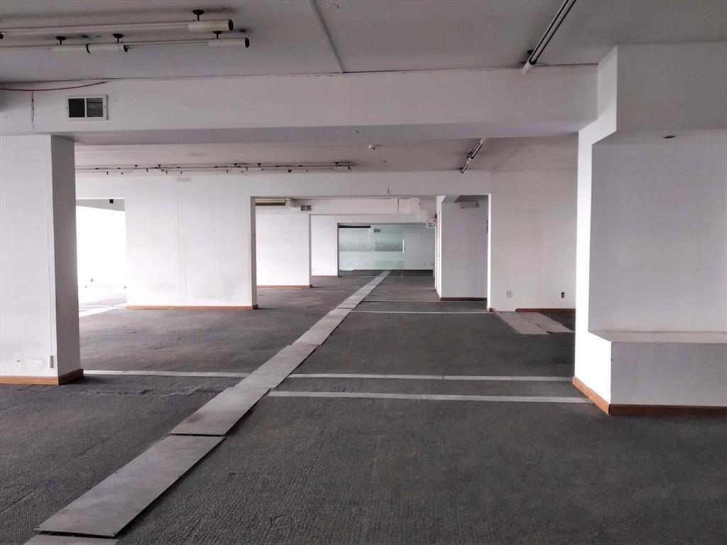 Alquiler de Oficina - Plaza Independencia - Ciudad Vieja