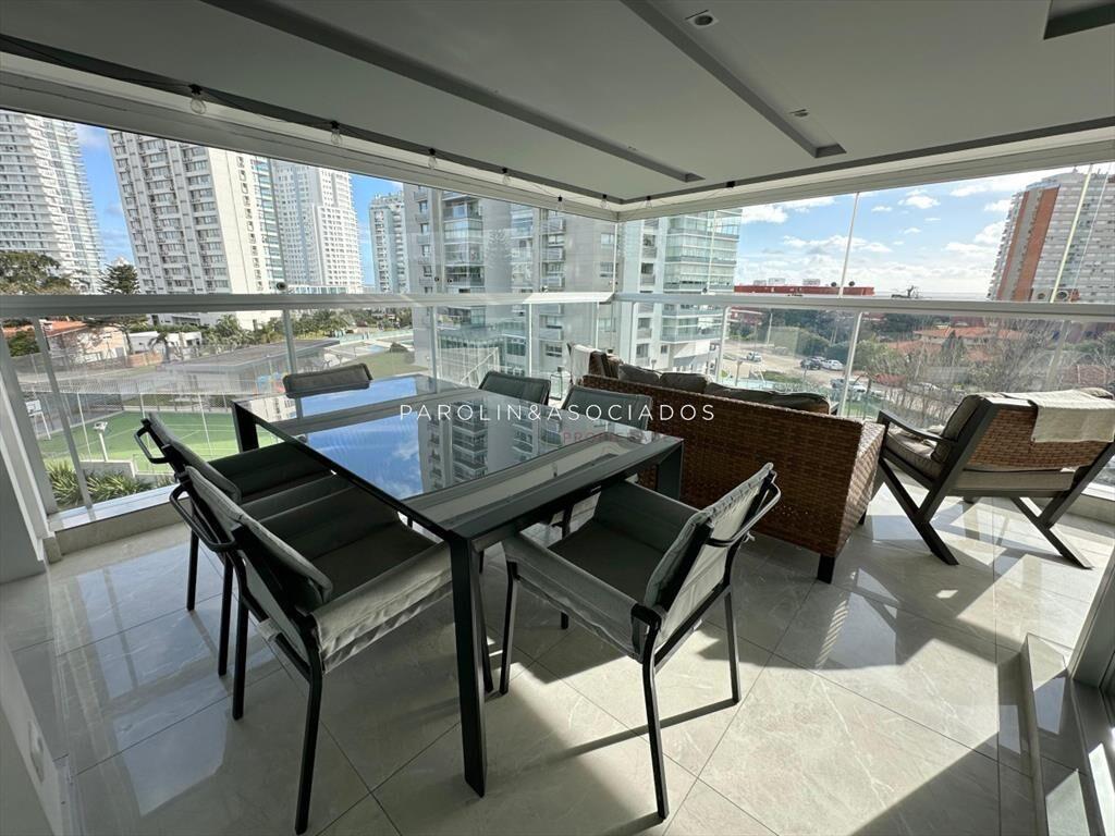 Departamento en Venta de 3 Dormitorios en Miami