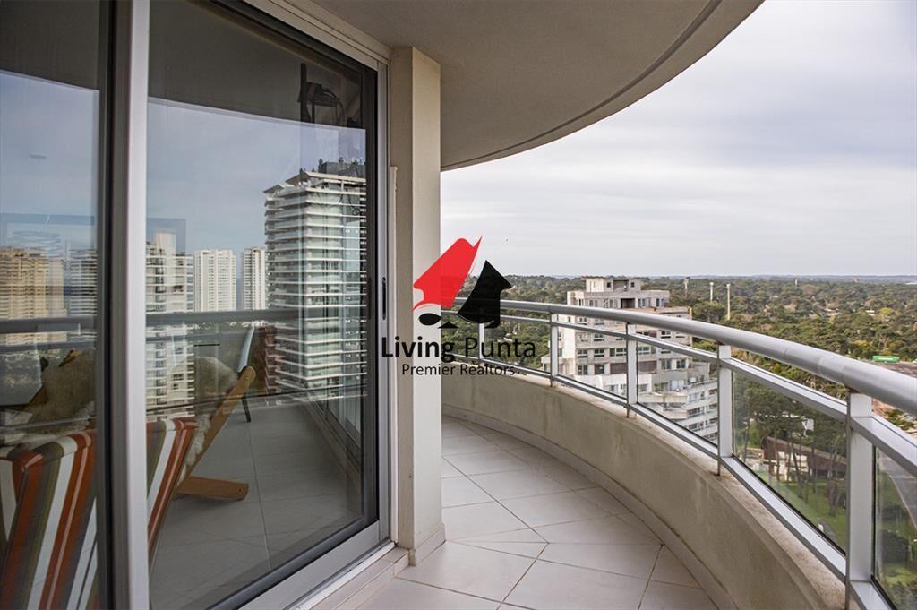 Se vende apartamento en ocean drive II de 3 Punta