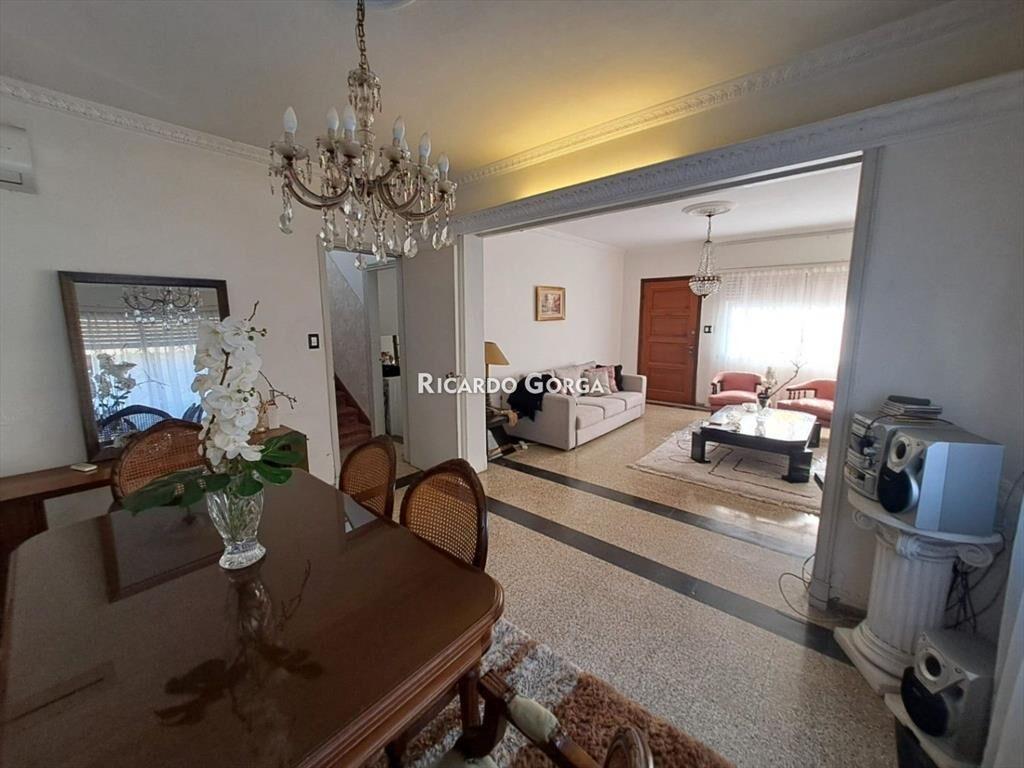 Casa PU en venta 3 dormitorios Patio Garaje Cochera Barb...