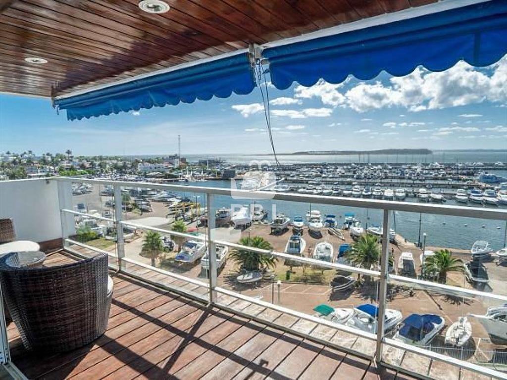 Exclusivo apartamento en venta, 6 dormitorios, -