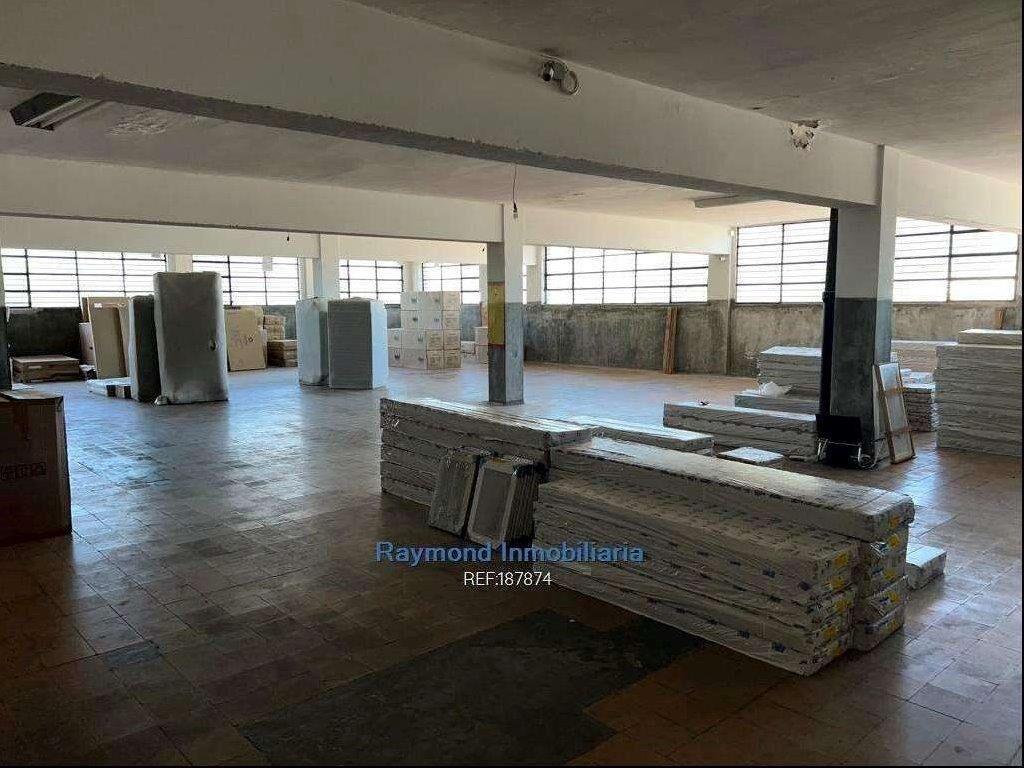 Alquiler local comercial 1400m2 en Goes