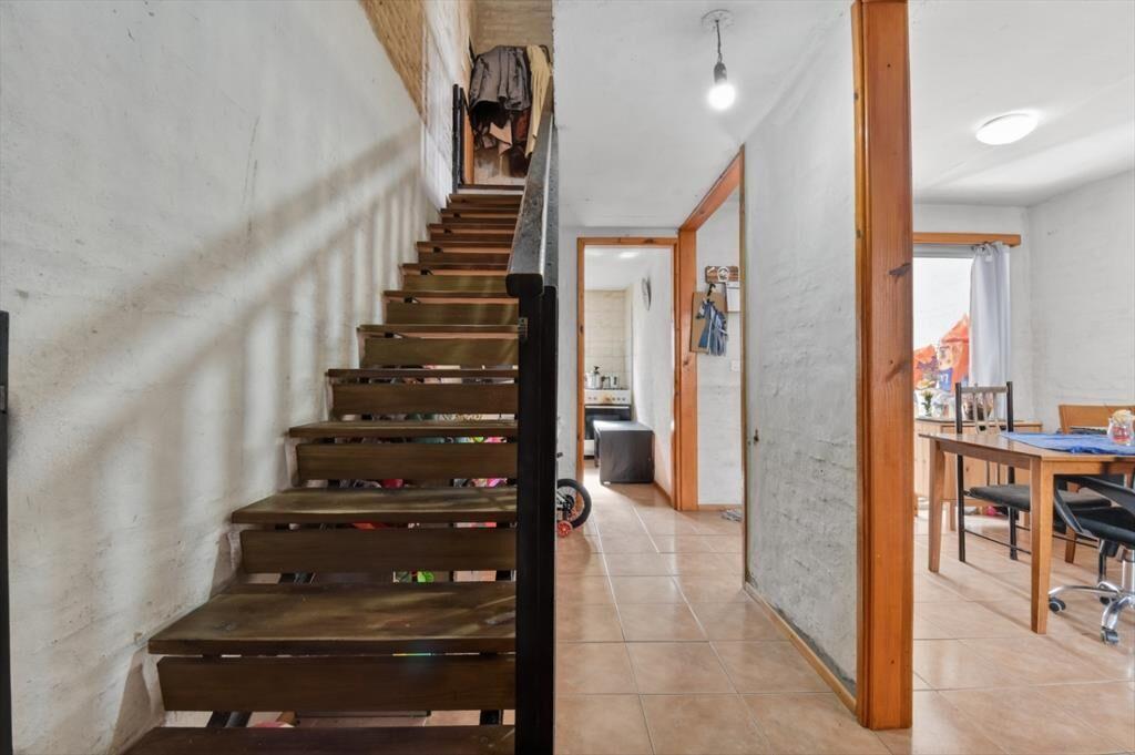 Casa 3 dorm. Cooperativa. Patio y cochera. Cuota accesible.