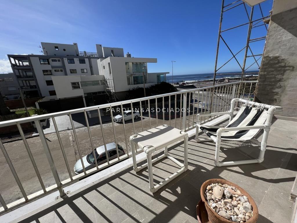 Apartamento en venta de 2 dormitorios en Península, Punta
