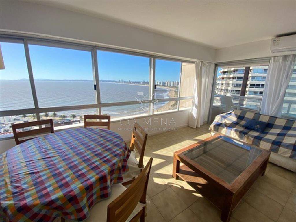 Apartamento en Peninsula, vista playa mansa y