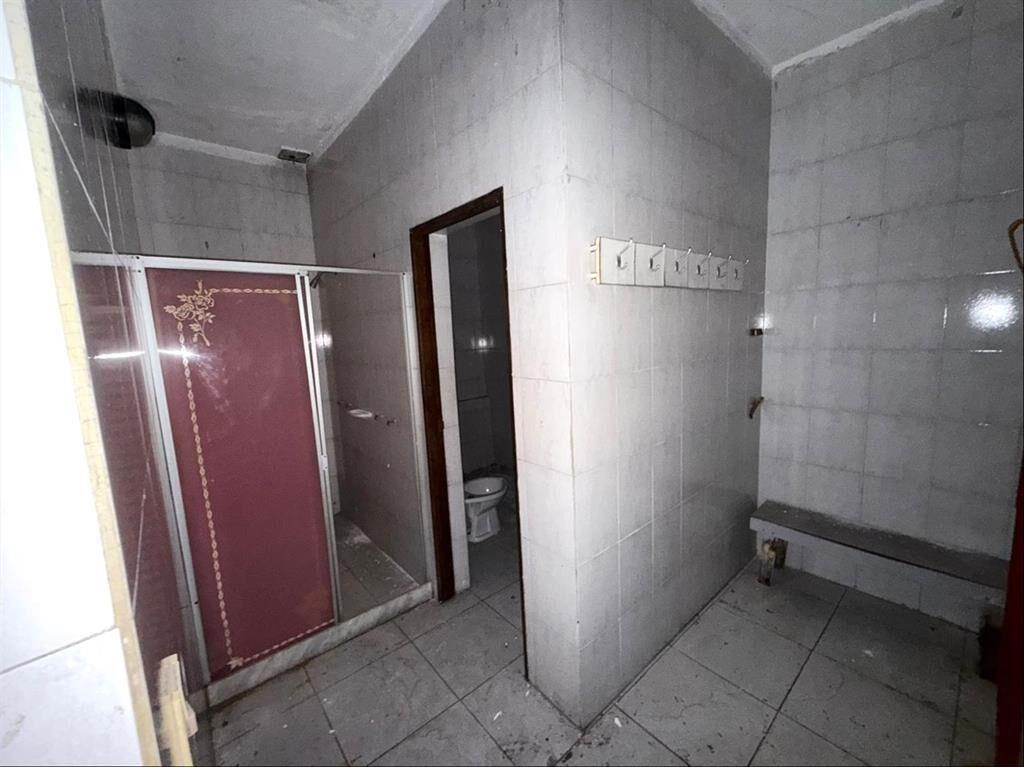 Venta local comercial en Prado sobre Agraciada y Tapes