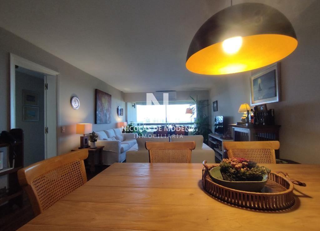 Vende apartamento de 3 dormitoriosen Roosevelt