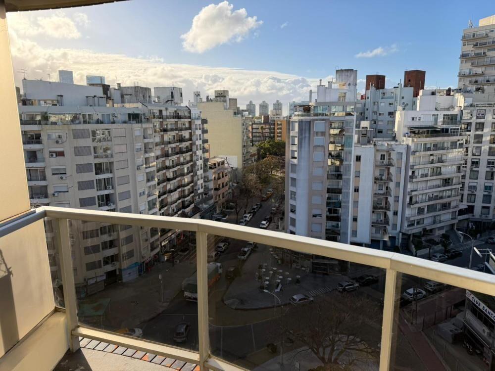 Alquiler apartamento 2 dorm en Pocitos, prox. a Rambla