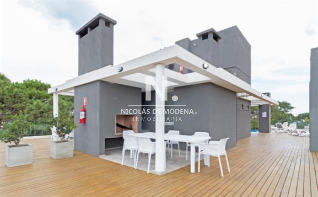 En venta impecable apartamento de 2 dormitorios