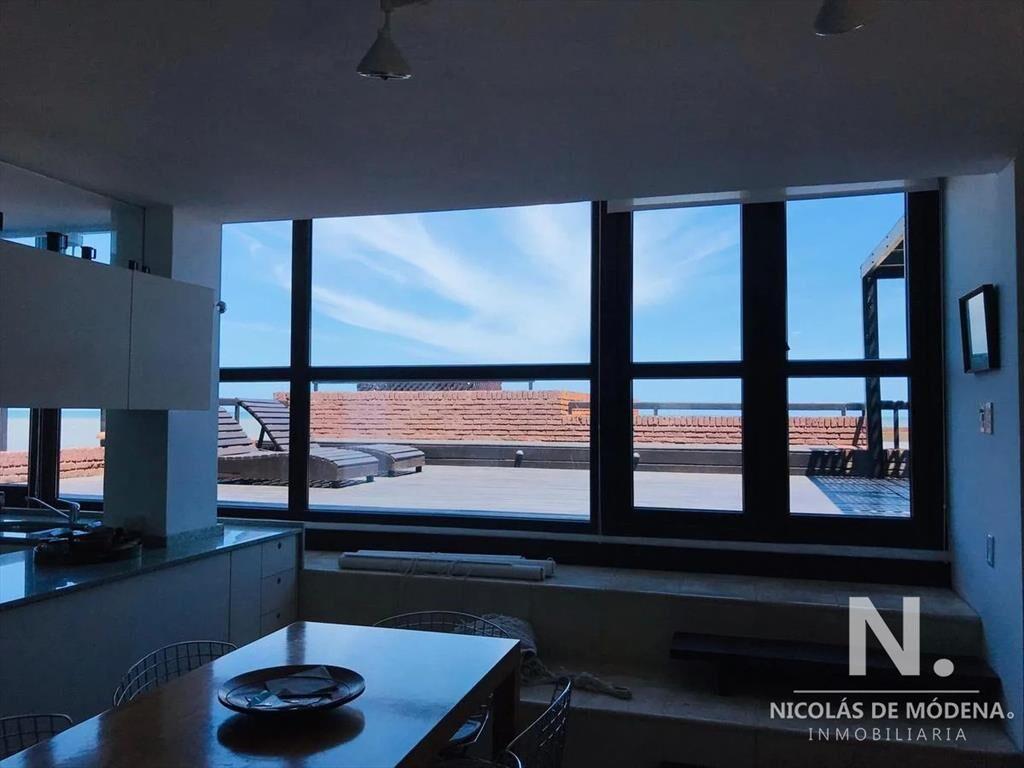 Hermoso apartamento con excelente vista!