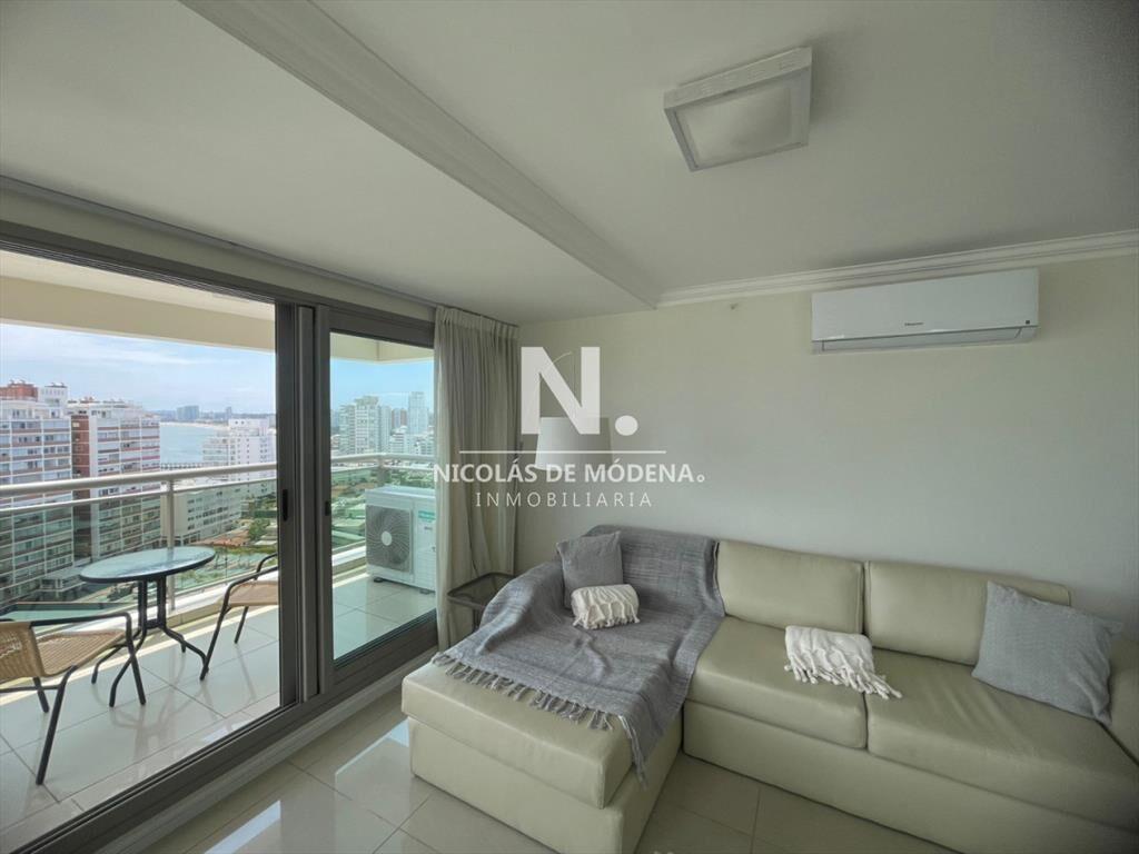 Disponible en Alquiler, apartamento de 2 dormitorios en Bra