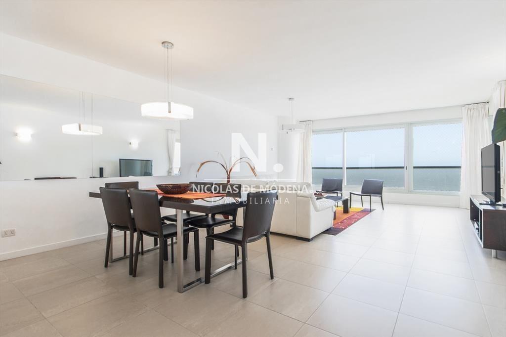 Apartamento en torre Le Parc en alquiler temporario, Playa