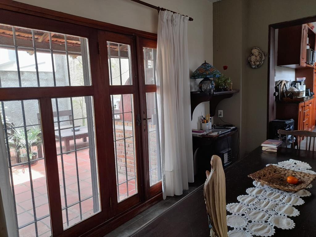 Casa en venta de 5 dormitorios y 3 baños c/ garage x 2 ...