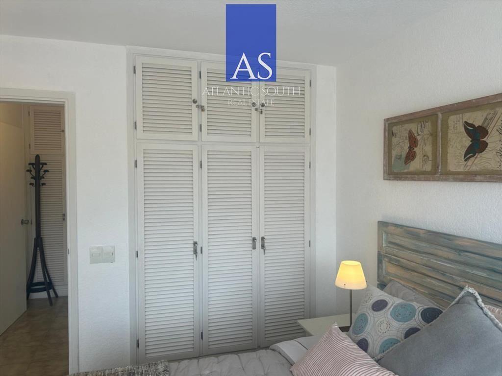 Apartamento 1 dormitorio con vista al mar y en