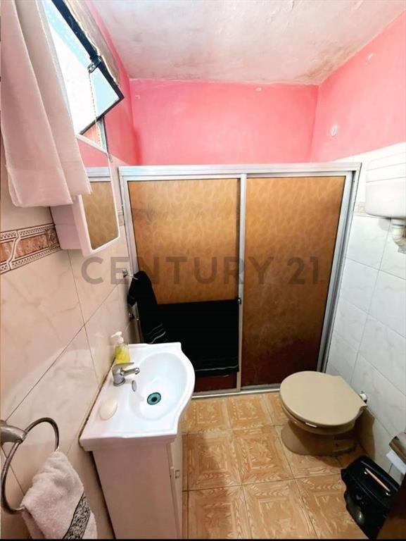 Venta/Casa/Parrilla/Estufa a Lena,/local o tercer dormito...