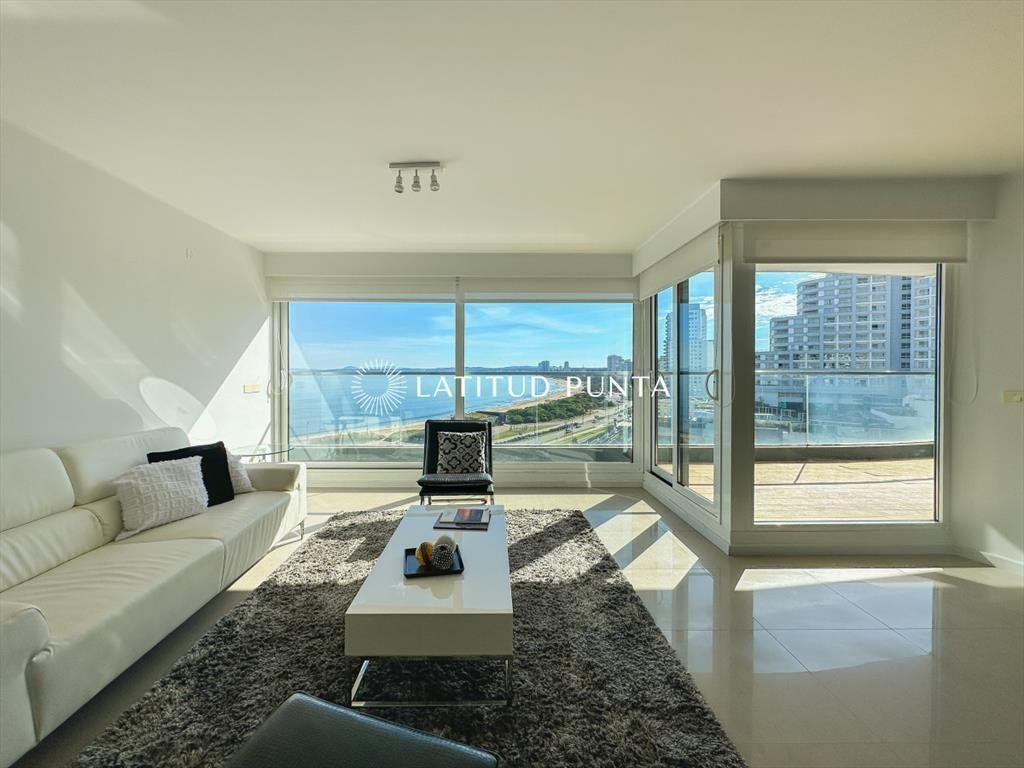 Apartamento en Mansa, 3 suites con vista al mar