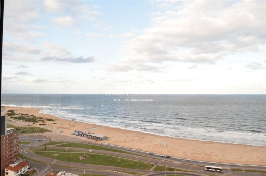 Apartamento en Peninsula, 3 dormitorios *