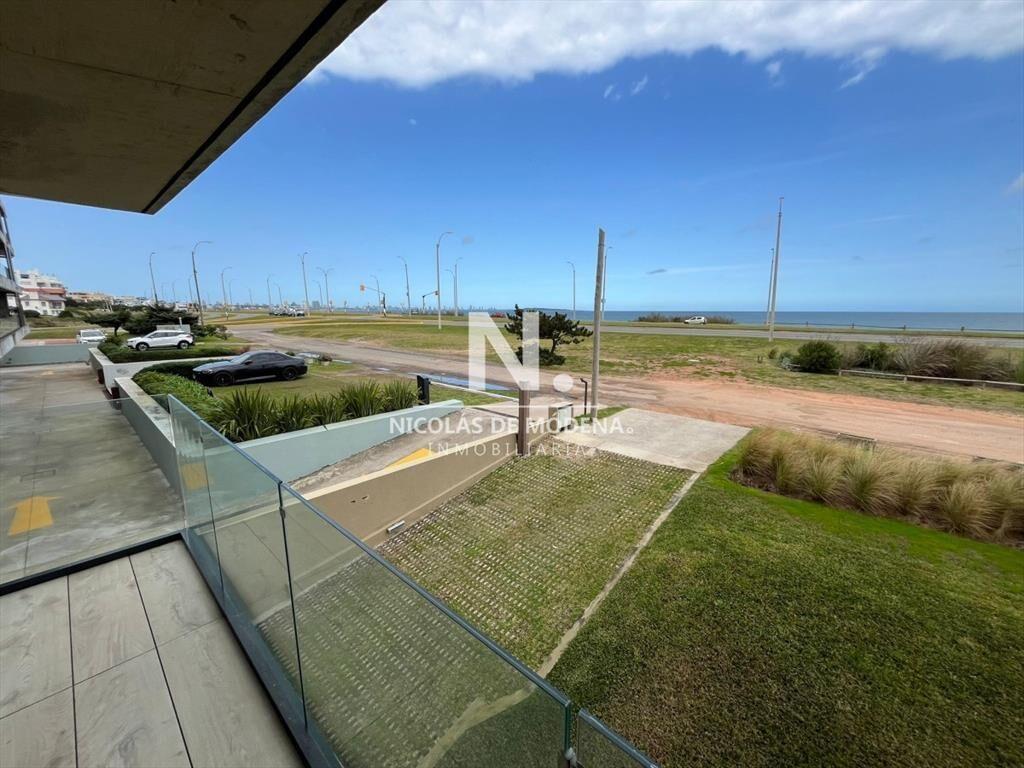 Unidad a estrenar en venta frente al mar, 2