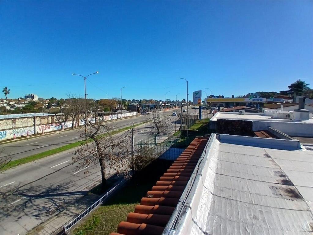 VENTA TERRENO SOBRE AVENIDA
