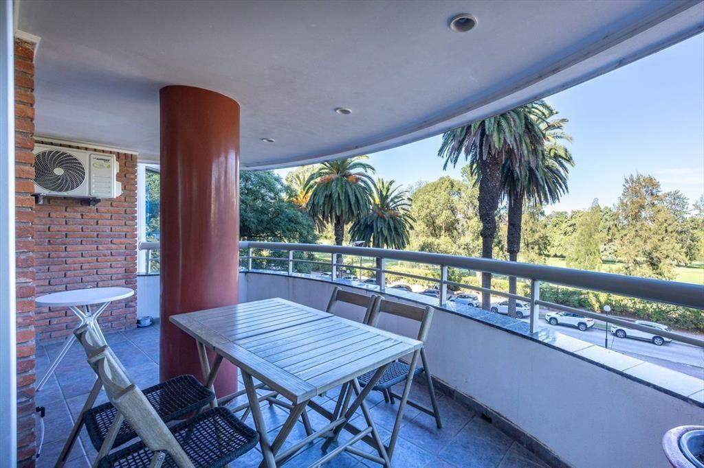 Venta apartamentos tres dormitorios punta carretas