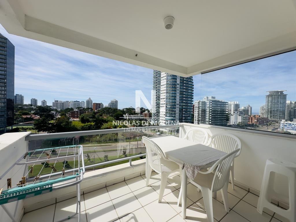 Apto en venta, Excelente ubicacion, 2 dormitorios, Punta de