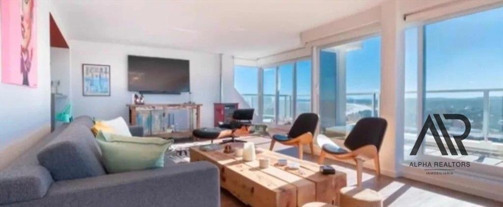 Apartamento en venta de 4 dormitorios c/ cochera en Play...
