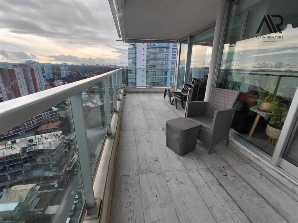 Apartamento en venta c/ cochera en Playa Mansa