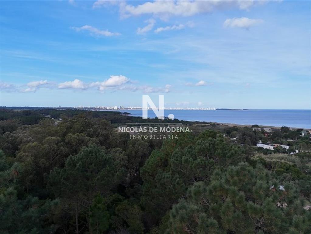 Vende terreno de 1022m2, Loma de la Ballena