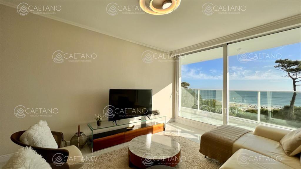Venta apartamento 3 dormitorios playa mansa Punta