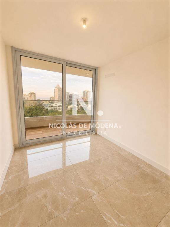 En venta apartamento de 2 dormitorios, en Brava Punta del E