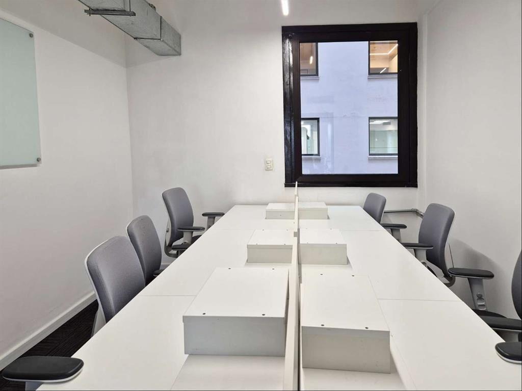 Alquiler Oficinas - Victoria Plaza - Ciudad Vieja