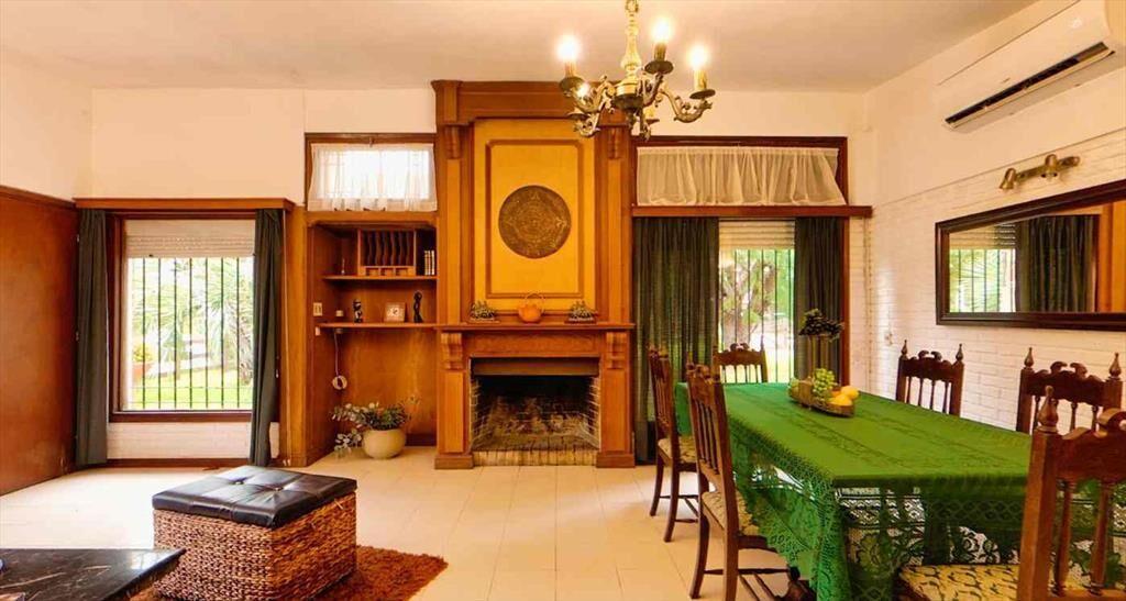 Venta Casa San Rafael 3 dormitorios y servicio
