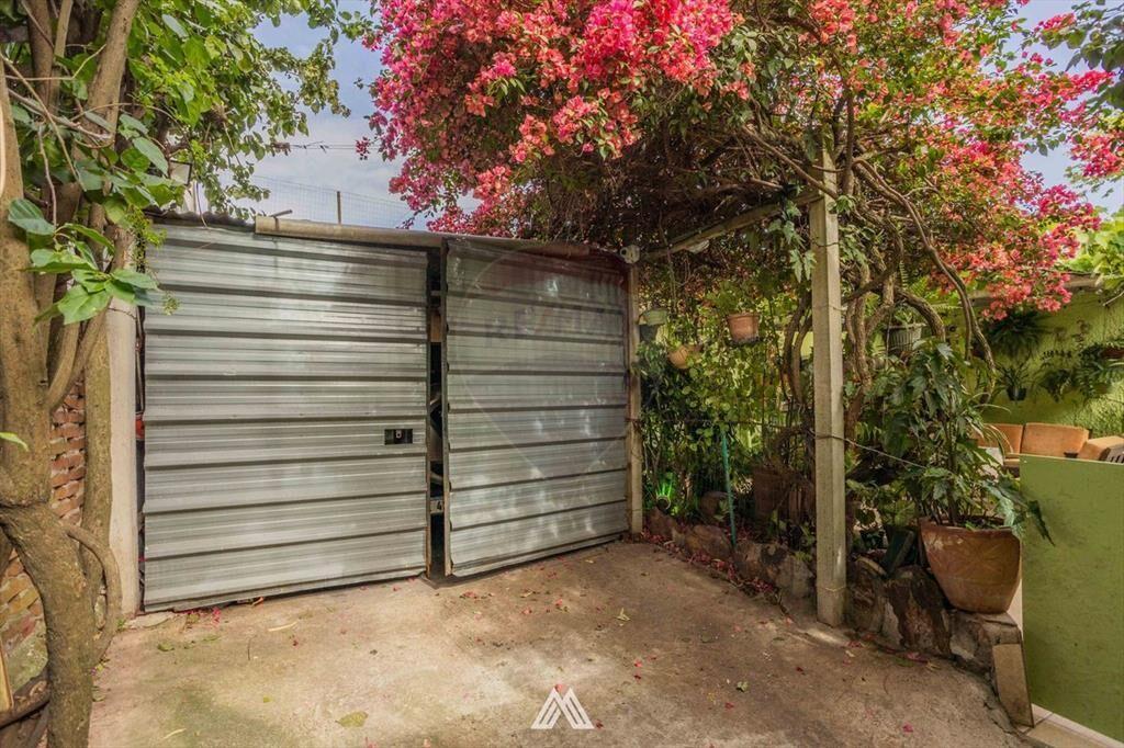 VENTA CASA 3 DORMITORIOS GARAJE FONDO EN CERRITO