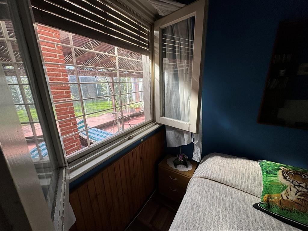 VENTA DE CASA MALVIN 3 DORMITORIOS UNA PLANTA GRAN FONDO