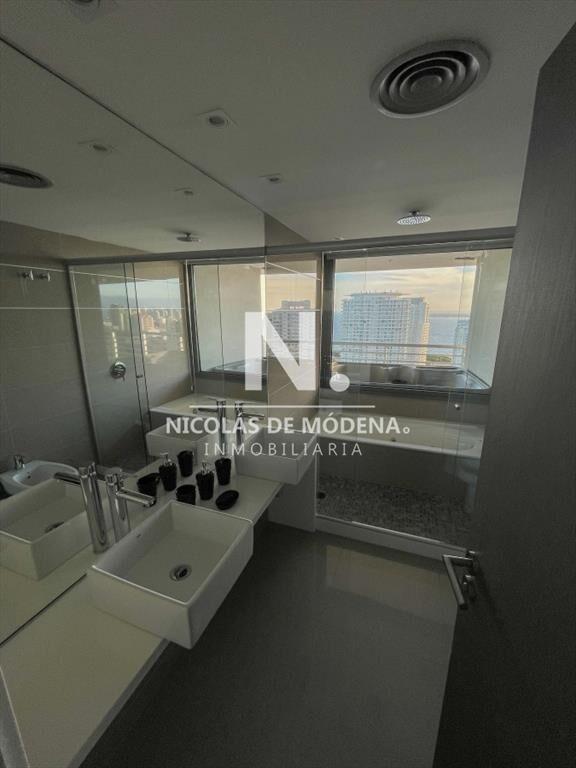 Venta Penthouse Duplex - 3 dormitorios - Mansa -