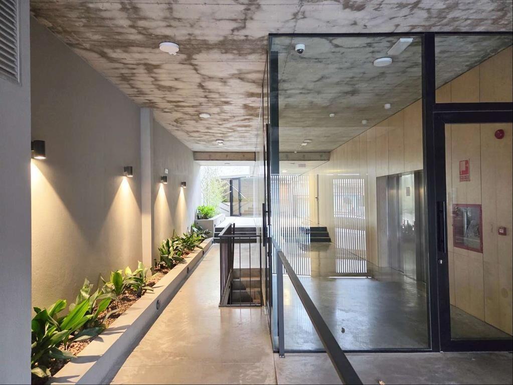 - ALQUILER O VENTA - OFICINA - CORDÓN - CENTRO - CONSTITUYE