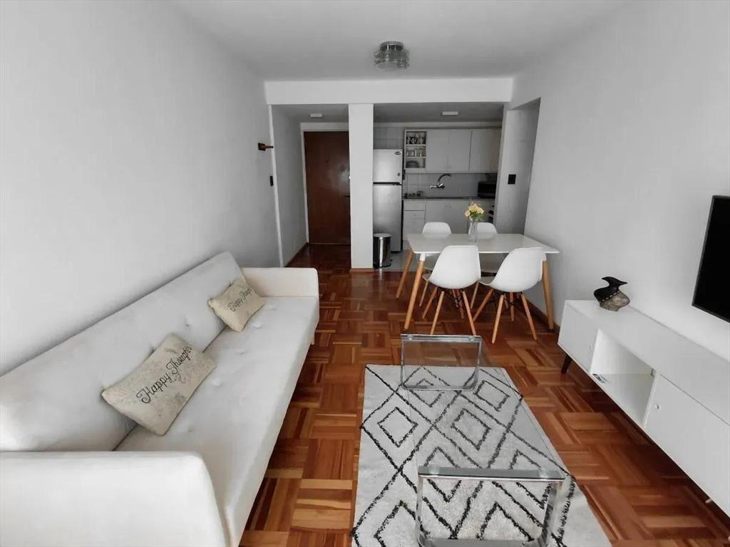 Alquiler Apartamento de un dormitorio. Pocitos ( Amueblad